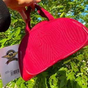 TravelPro RUNWAY Merlot Travel Bag, size: MED